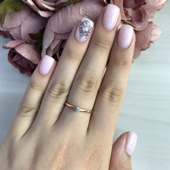 Gold ring with diamond 0.06ct