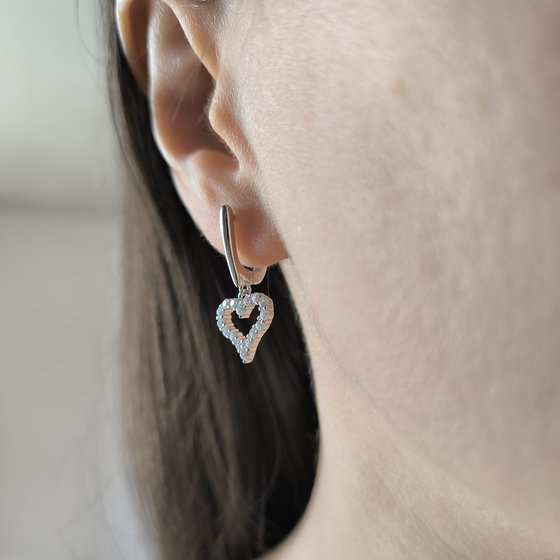 Серебряные серьги с фианитами