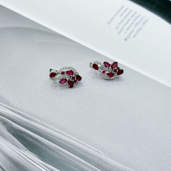 Срібні сережки з рубіном 4.384ct