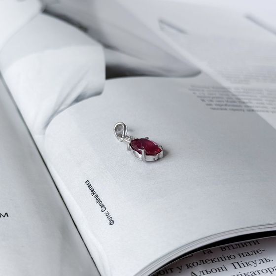 Серебряная подвеска с рубином 3.708ct