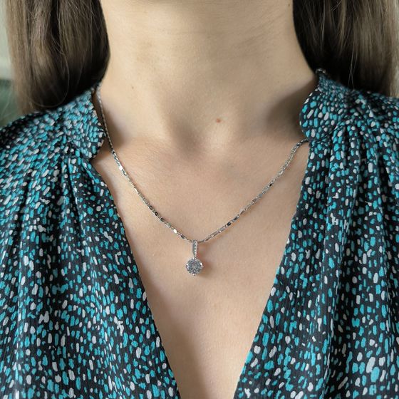 Серебряная подвеска с фианитами