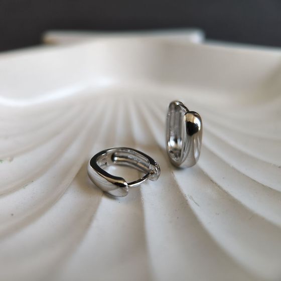 Silver earrings without stones