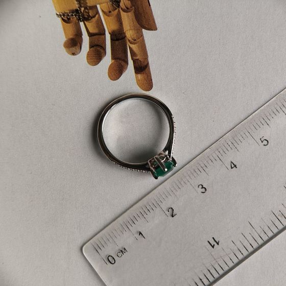 Серебряное кольцо с агатом 1.148ct, фианитами