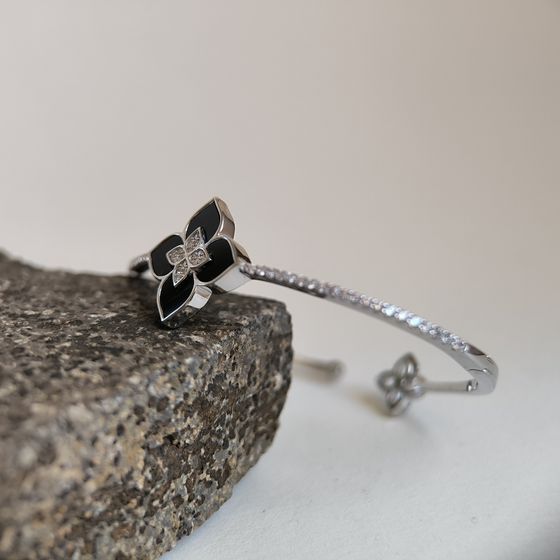 Серебряный браслет с ониксом, фианитами