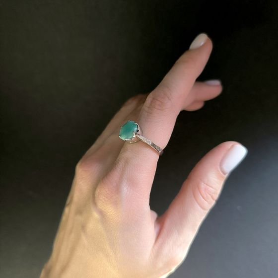 Silver ring with emerald