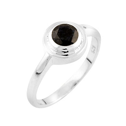 Silver ring with sapphire 0.65ct