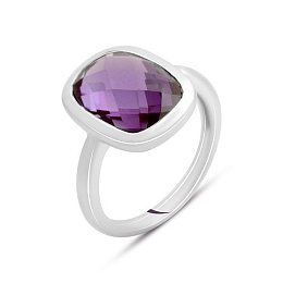 Silver ring with an 8.6-carat alexandrite