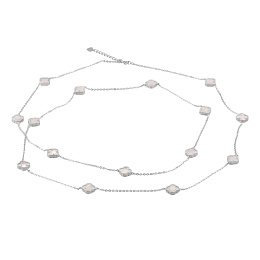 Silver necklace with mother-of-pearl