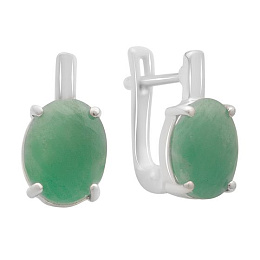 Silver earrings with a 4.808-carat emerald