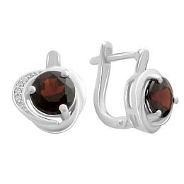 Silver earrings with garnet (3.047 carats)