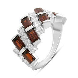 Срібна каблучка з гранатом 5.692ct