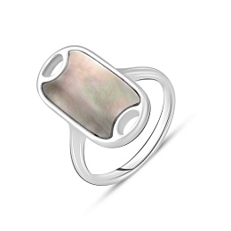 Sterling silver ring with mother-of-pearl 1.525ct